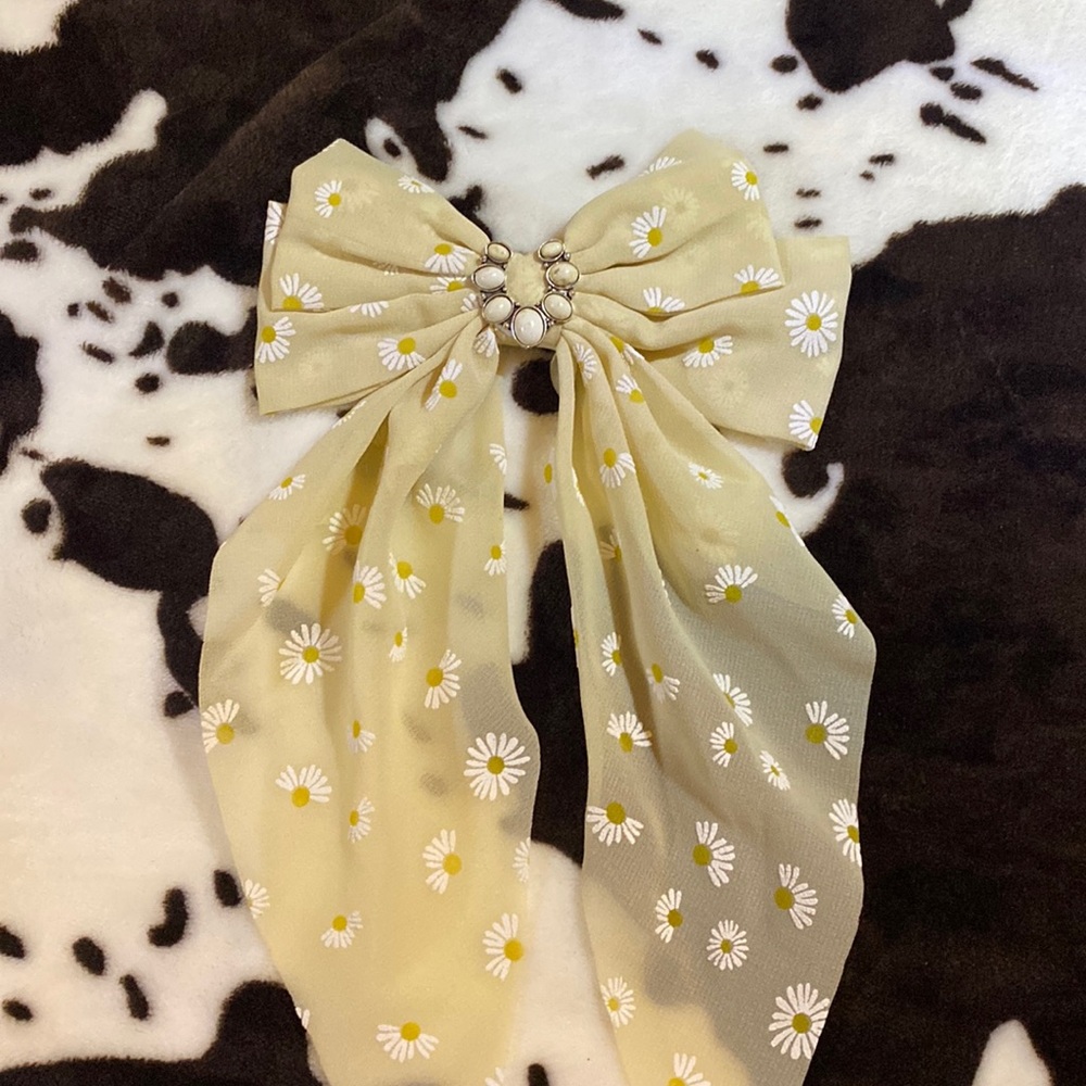 Floral Western Bow